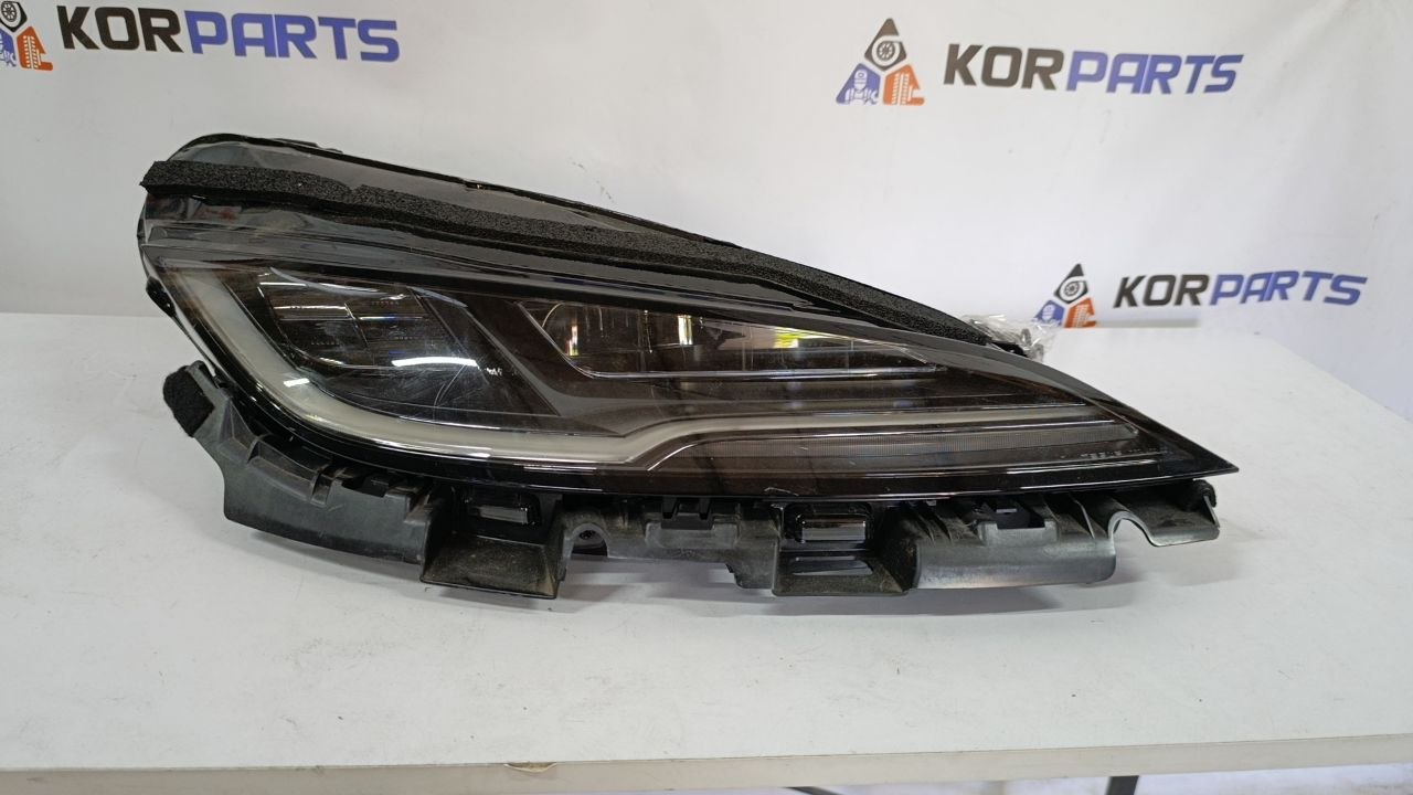 176088900F Hyundai/Kia Світлодіодна фара права