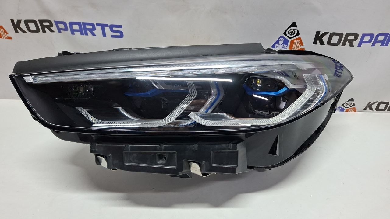 8739589-06 BMW Лазерна фара ліва (Laser LED)