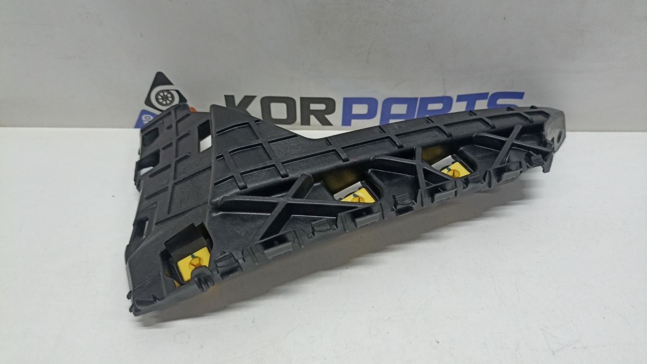 86652CU000 Genesis Кронштейн бічний заднього бампера, правий