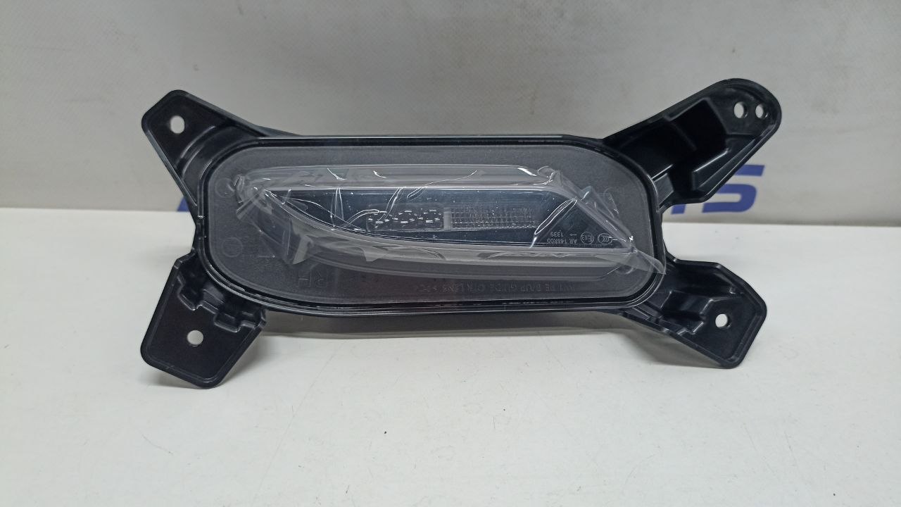 924A4CU500 Genesis Ліхтар заднього ходу в зборі, правий