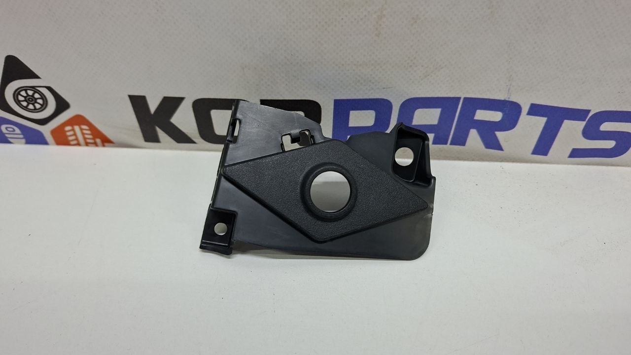 86581ds000